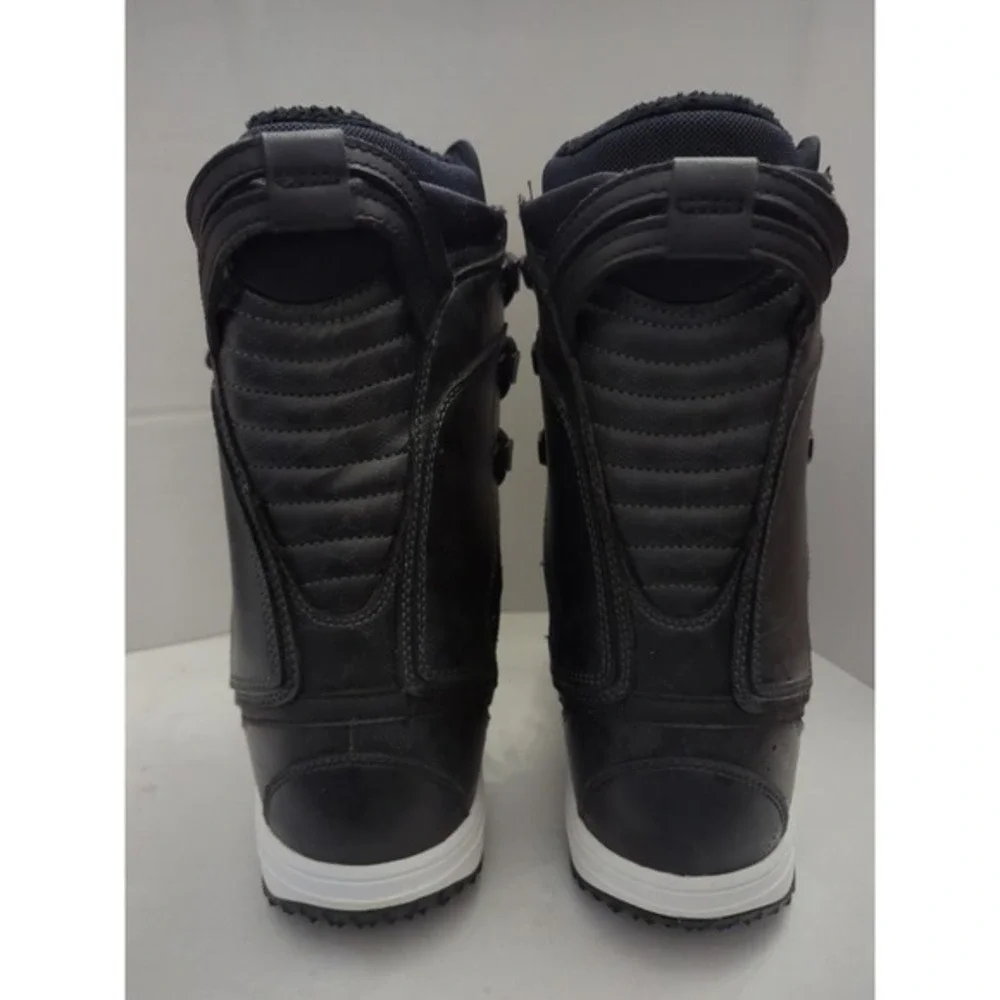 Nike VAPEN Womens Size 5 Snowboard Boots 447124-001 Rare‎ 2011